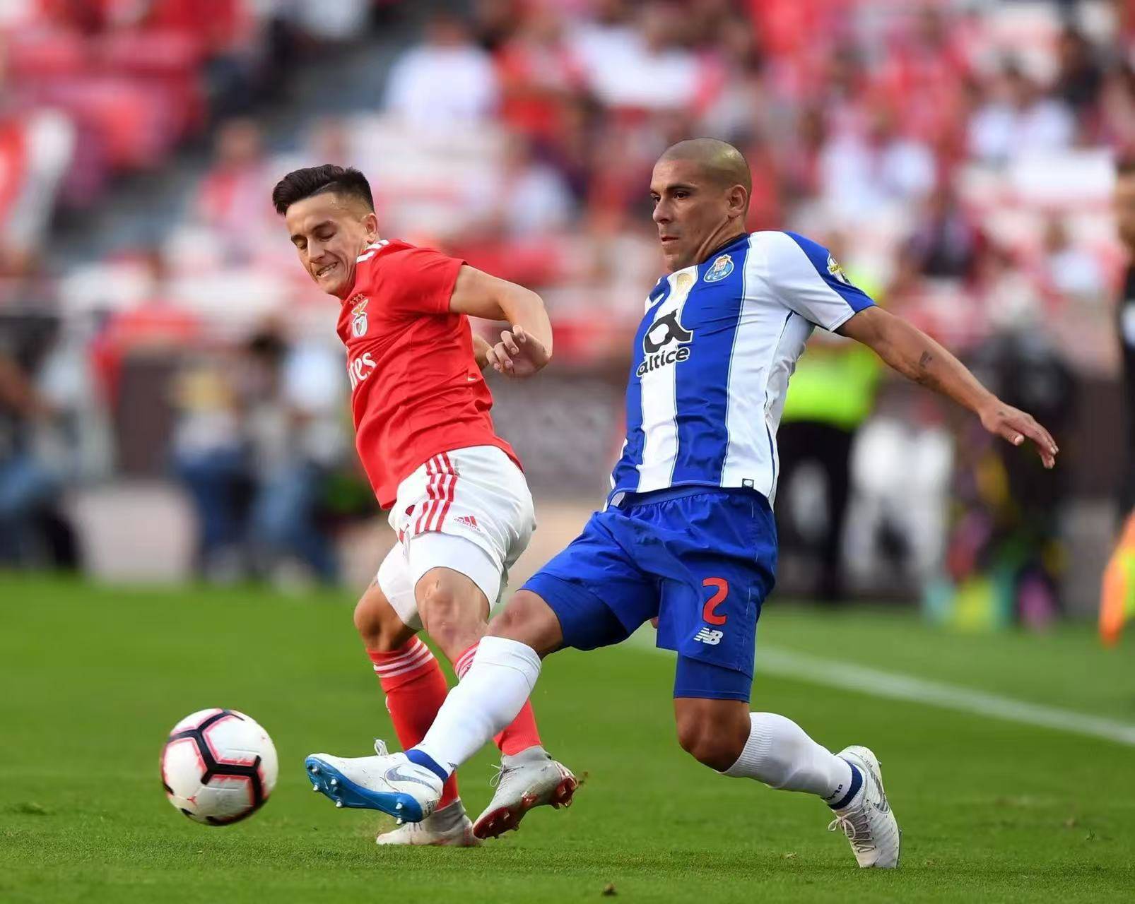 赛地聚焦:葡超关键时刻热度飙升,曼城门线救险,悬念犹存,阵容厚度经受考验的简单介绍-爱游戏网页版