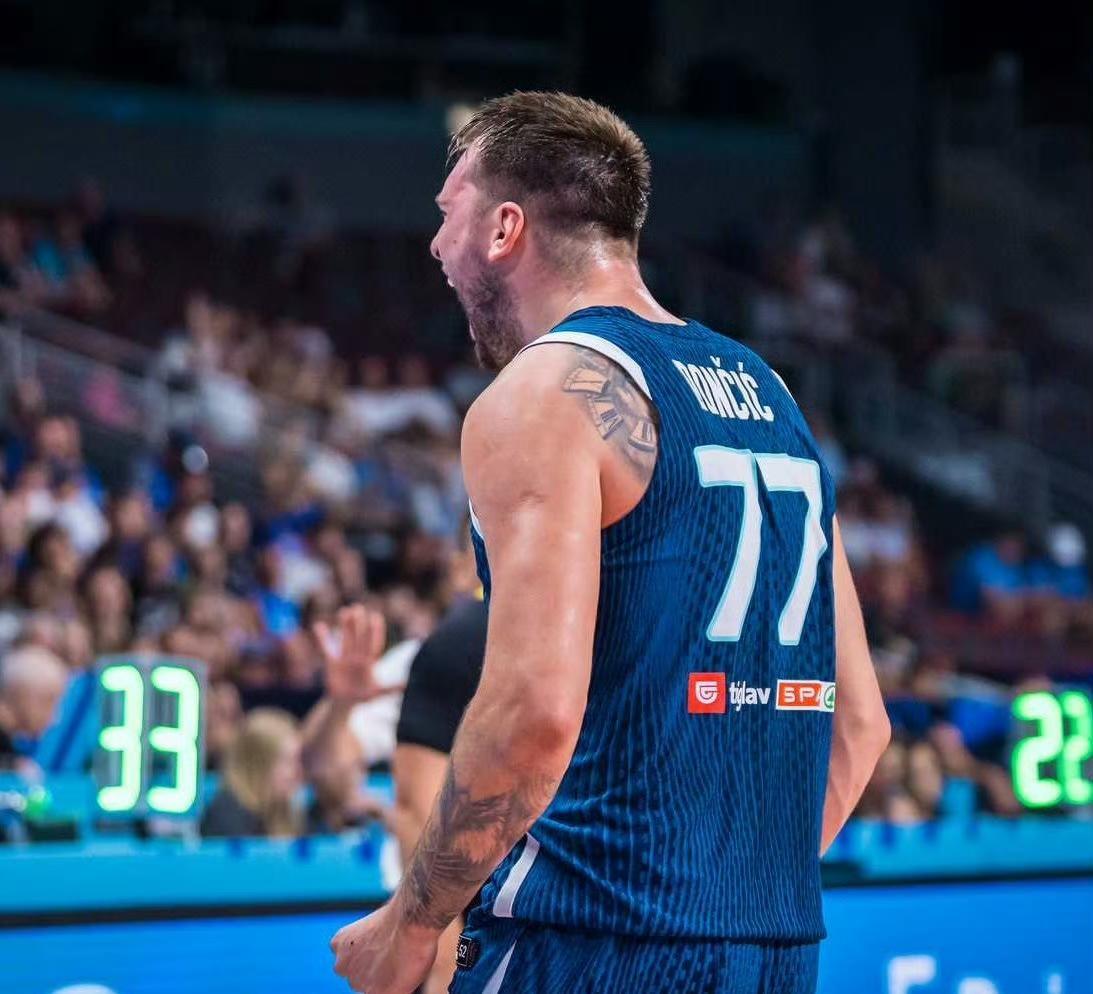 赛地聚焦：欧超杯赛后热度飙升，洛杉矶湖人状态回暖，媒体盛赞，细节决定成败的简单介绍-爱游戏登录